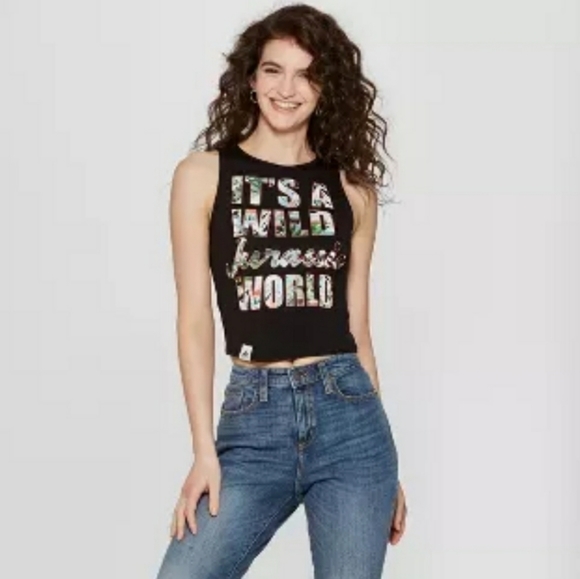 Jurassic World top - Picture 3 of 3